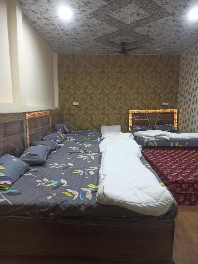 فندق Shree Kashi Govardhan Dham اوجاين المظهر الخارجي الصورة