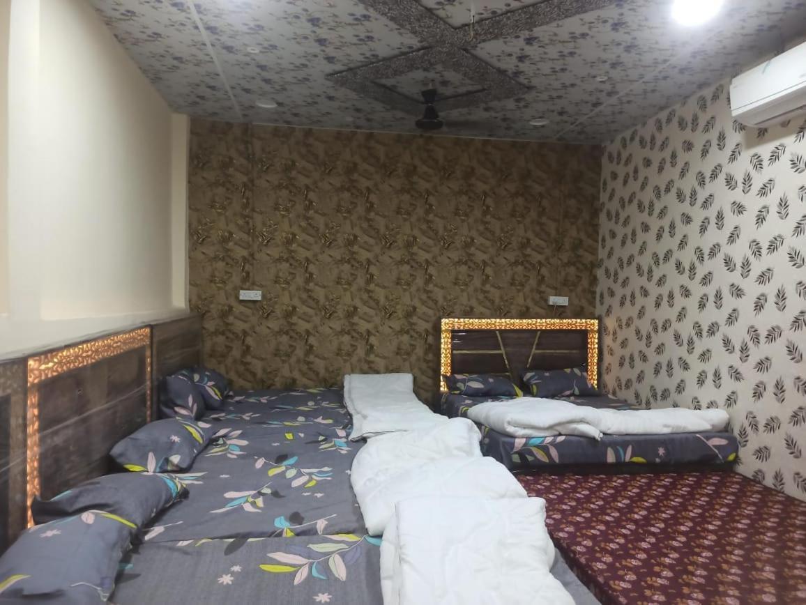 فندق Shree Kashi Govardhan Dham اوجاين المظهر الخارجي الصورة